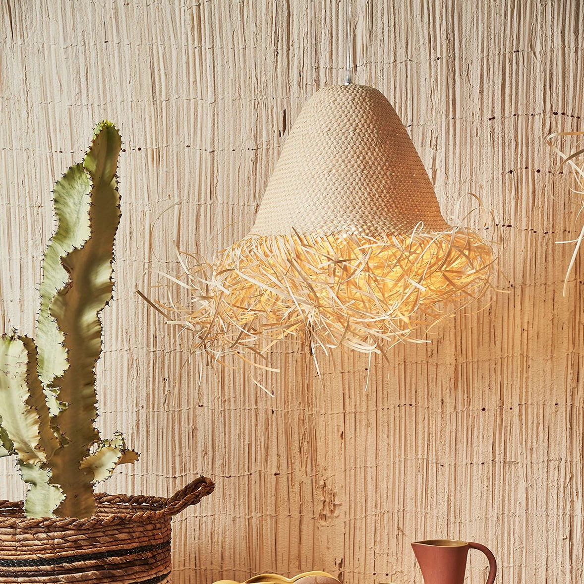 Côté Table Suspension En Feuille De Palmier H60cm Naturel - Palmeraie 8 Côté Table Suspension En Feuille De Palmier H60cm Naturel - Palmeraie – Image 6