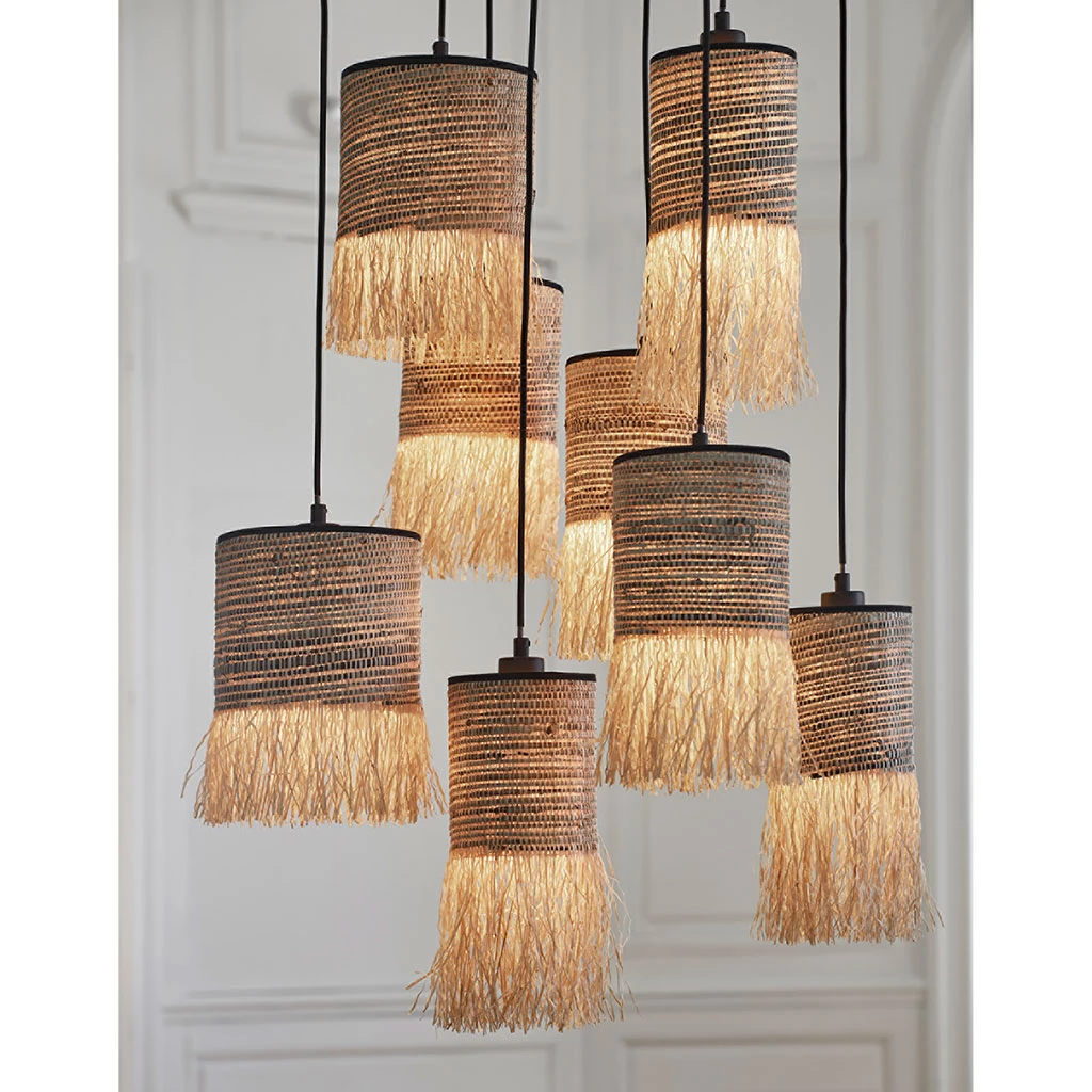 Market Set Suspension 8 Lumières En Bana Et Raphia H168cm Frange - Formentera 8 Market Set Suspension 8 Lumières En Bana Et Raphia H168cm Frange - Formentera – Image 6