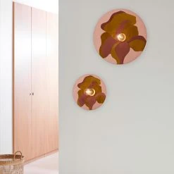 Market Set Applique En Métal, Velours Et Lin H40cm Pivoine - Sonia Laudet Nostalgia -SEMA DESIGN Boutique 623149 FRN04 WEB