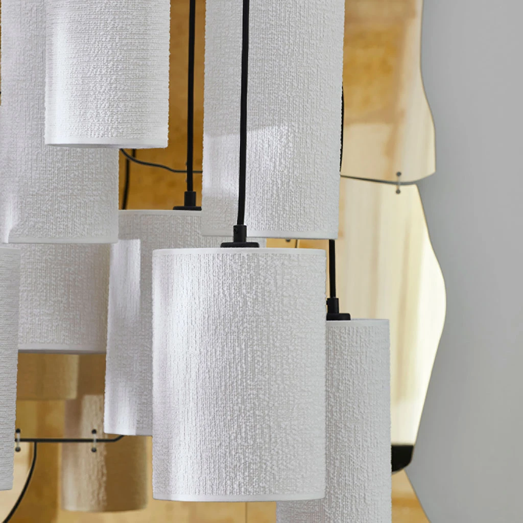 Market Set Suspension Grappe 8 Lumieres En Tissu Et Métal H168 Blanc - Cosiness 8 Market Set Suspension Grappe 8 Lumieres En Tissu Et Métal H168 Blanc - Cosiness – Image 6
